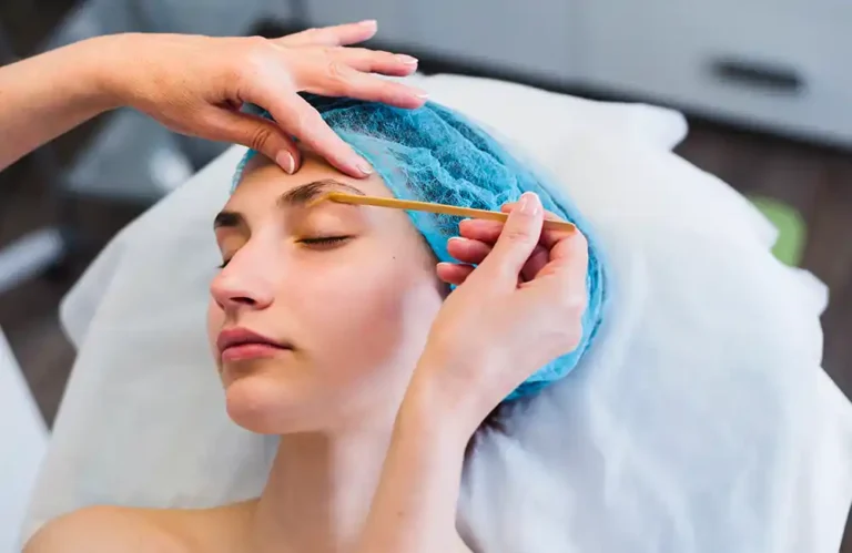 Face Threading & Eyebrow Shaping